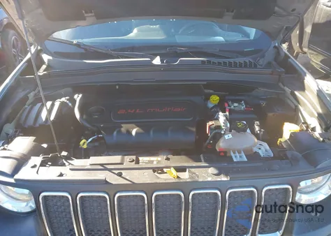 2019 Jeep Renegade Sport 4X4 z USA, uszkodzony, nr VIN ZACNJBAB9KPK73754